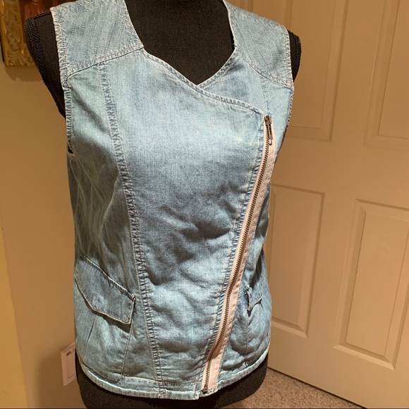 NWT Denim Blouse - Picture 5 of 13